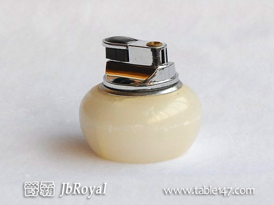 臺(tái)球打火機(jī)